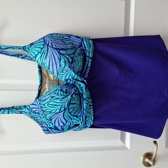 Q women's Swimsuits For All built in bra swimsuit top 42DD - Picture 1 of 5